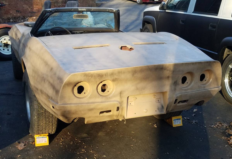 Illustration for article titled At $4,500, Would You Let This 1968 Chevy Corvette Roller Roll Into Your Life?